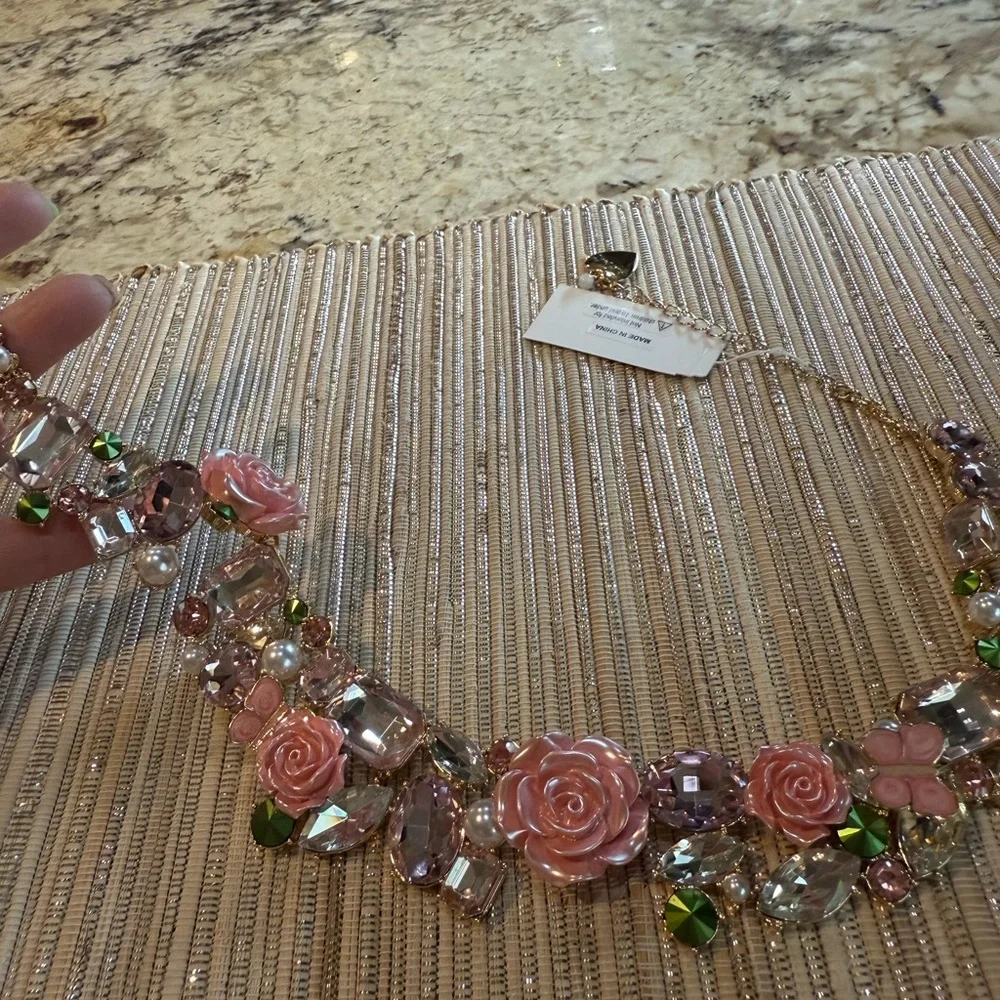 NEW Betsey Johnson Elegant Statement Pink Rose Collar Necklace 14”-19” - Picture 11 of 16